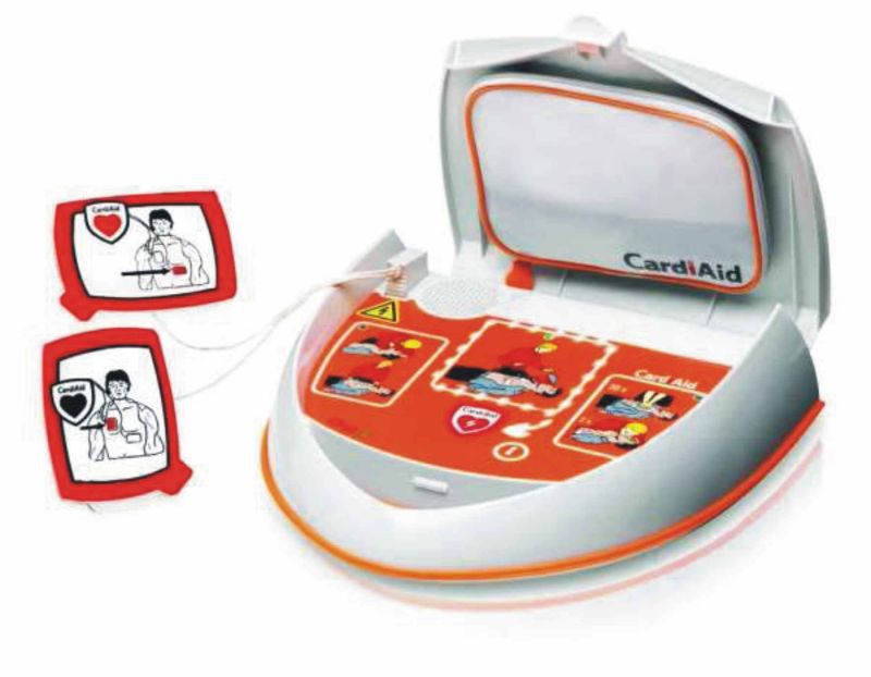 Automatický externí defibrilátor CardiAid