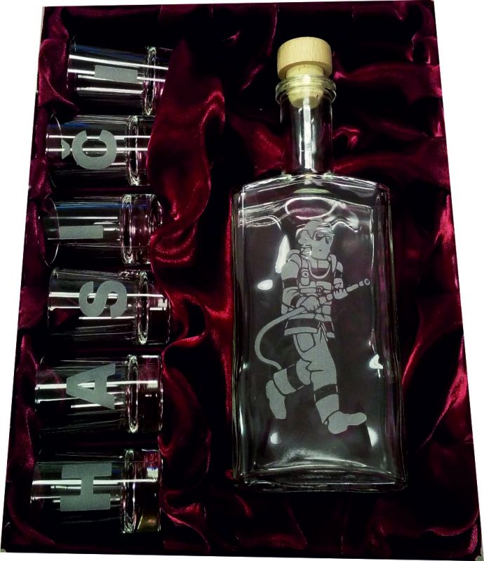 Dárková kazeta štamprle HASIČI + láhev 0,5l sklo