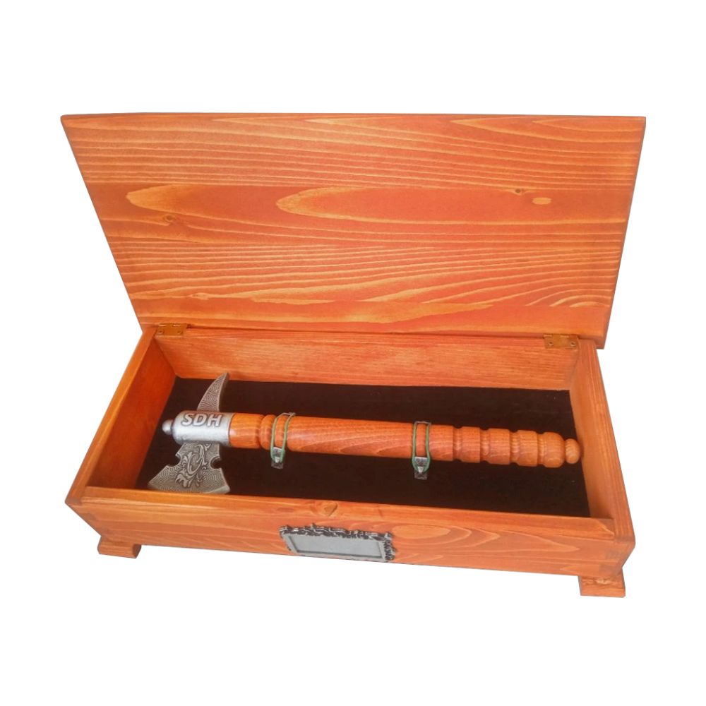 Dárková sekera s hasičským motivem v dřevěné kazetě - 