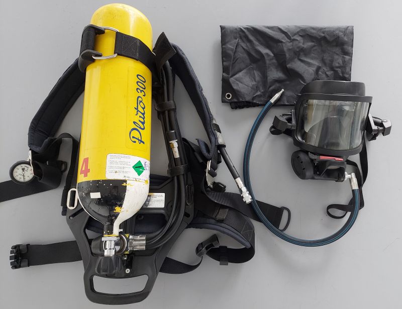 Dýchací prístroj PLUTO 300 Fireman set - maska s kandahárem