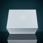 křišťálová přilba v dárkové krabici