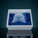 křišťálová přilba v dárkové krabici