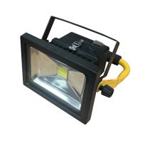 Mobilní akumulátorový Chip-LED reflektor