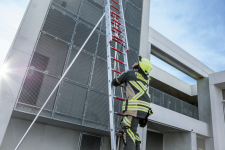 výsuvný lanový žebřík - třídílný