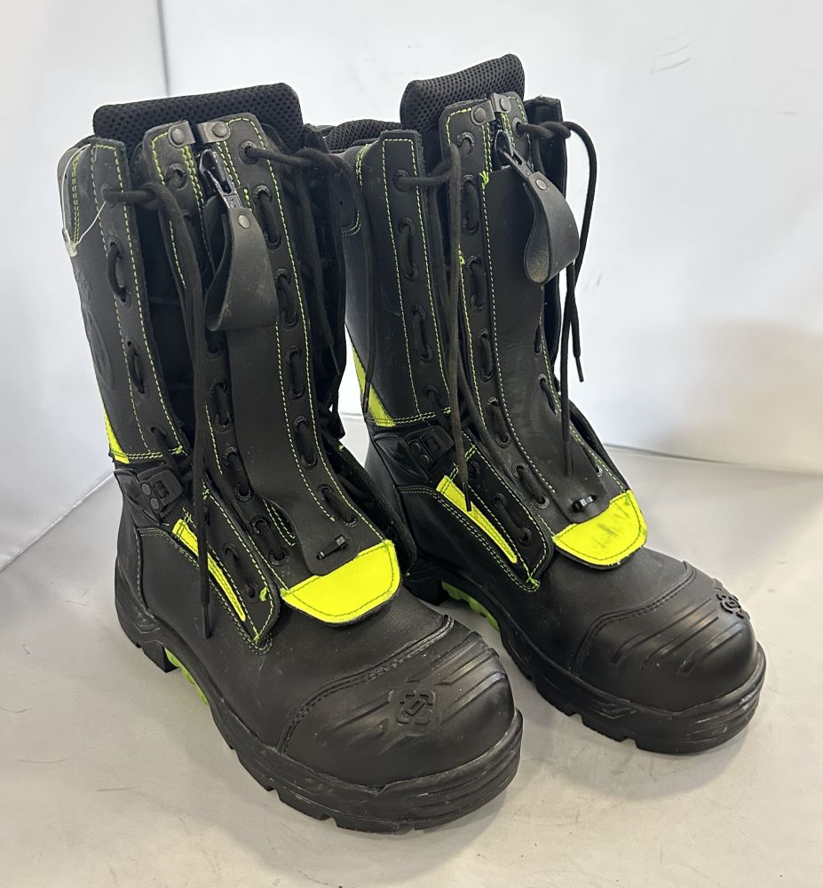 Zásahová obuv DEMON FIRE PROTECTOR - velikost 43